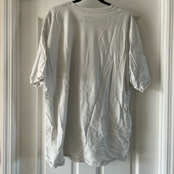 URBAN OVERSIZED TEE - Picture 2 of 3